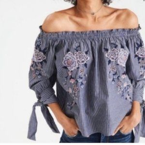 AMERICAN EAGLE Off Shoulders Striped Embroidered Floral Top Size Small